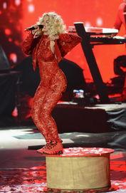 获大奖的国产表演视频,国产表演视频斩获大奖，惊艳全球舞台