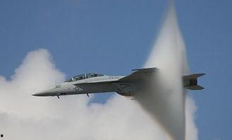 国产飞机音爆云视频,科技与力量的完美结合