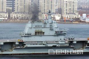 国产航母在海上起降视频,翱翔蓝天的钢铁巨兽