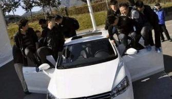 村里新买国产车搞笑视频,村里笑料横生的购车趣事