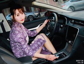 美女开国产轿车视频大全